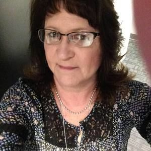 Meet your Posher, Carolyn